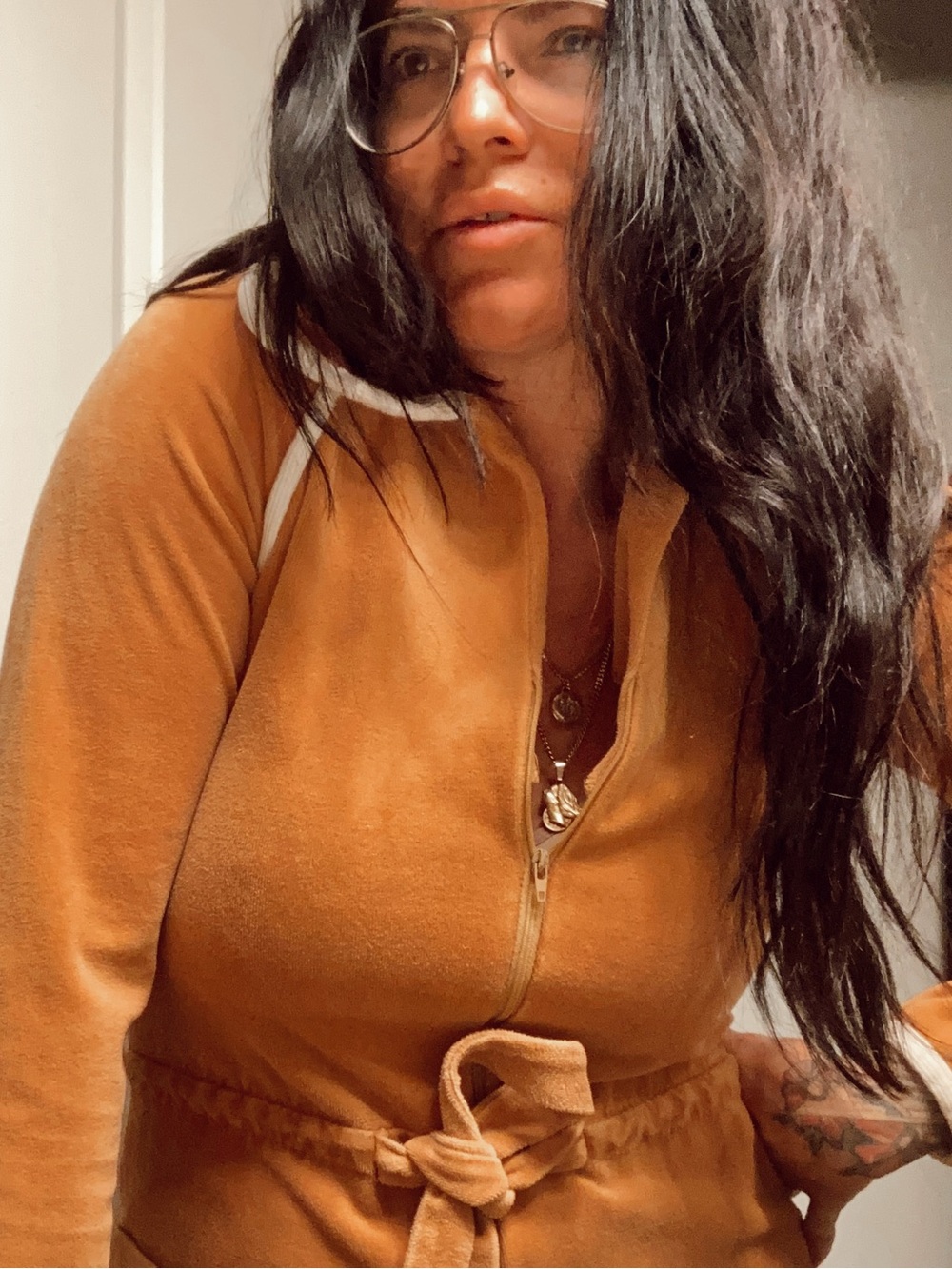 Vintage 1970s velour jumpsuit - Picture 2 of 7
